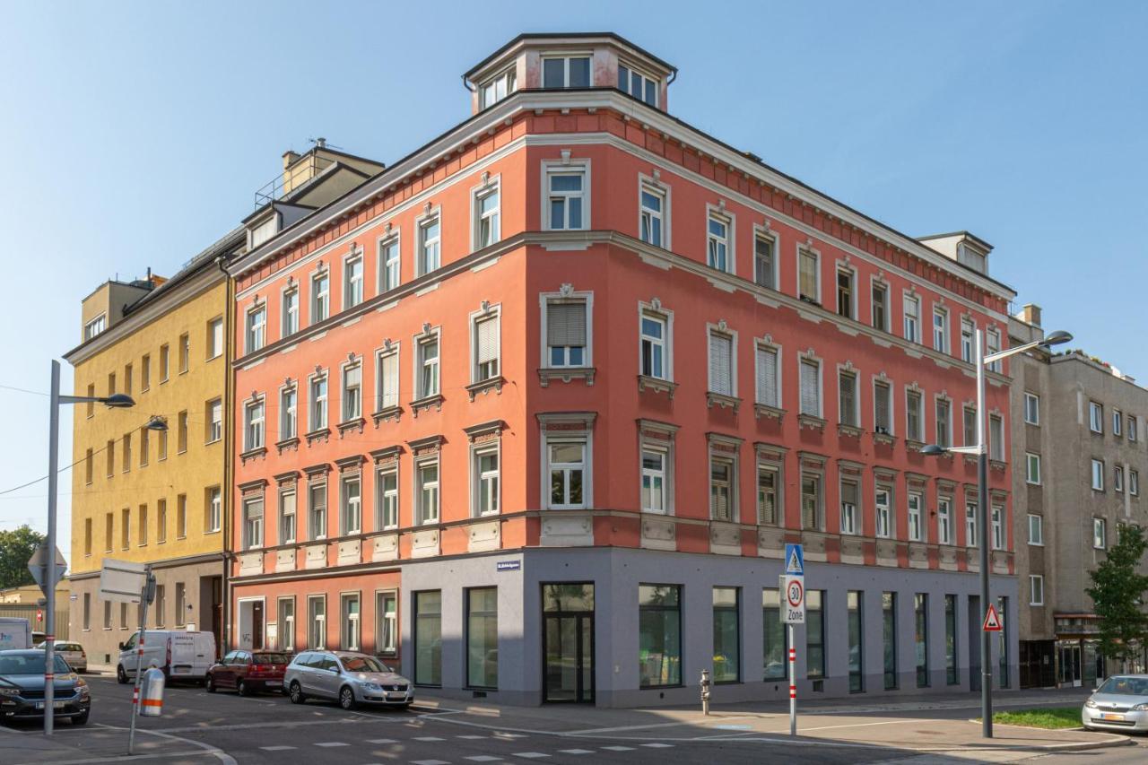 Yeshello Central Station Studio Vienna Esterno foto